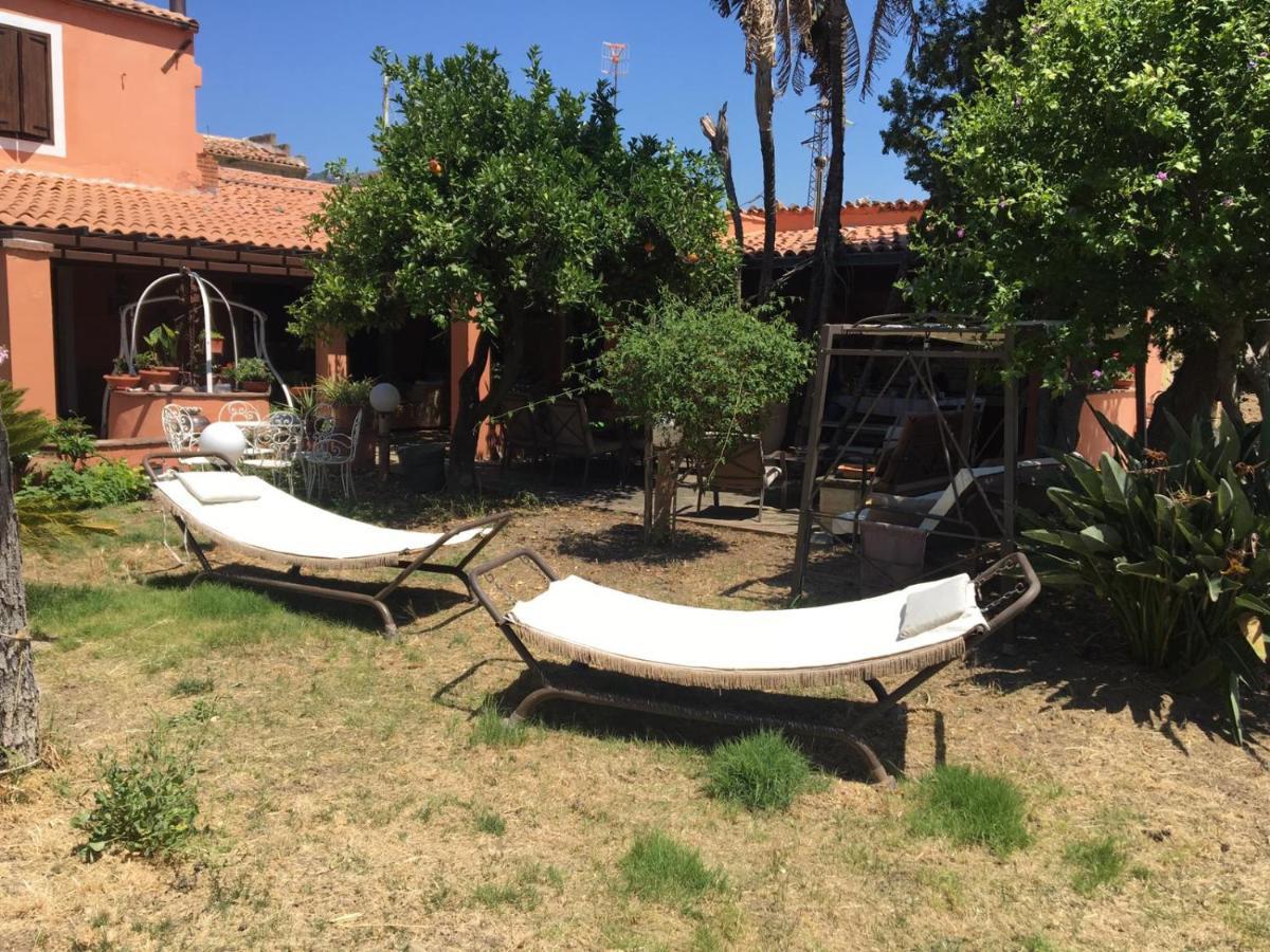 B B Casa Vacanze Il Pino Di Pino Lascari Exterior foto